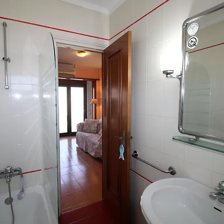Atico Con Gran Terraza, Barbacoa Y Cerca De La Playa - - Hisp-228-556 Apartamento *